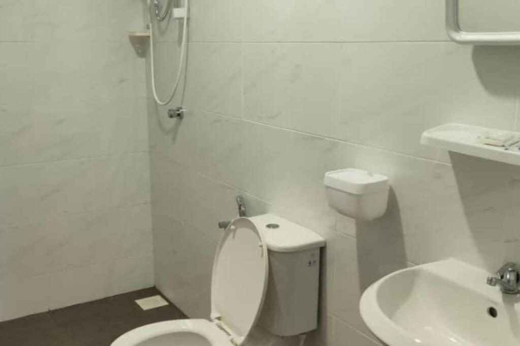 Luxurious Homestay 3Br With Pool Meru Ipoh 8 Pax Dış mekan fotoğraf